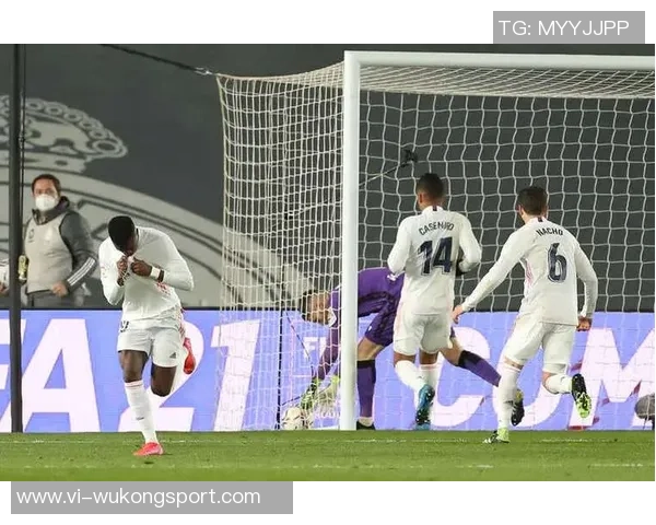 维尼修斯马德里住宅突发火灾桑拿房毁于一旦所幸无人员伤亡