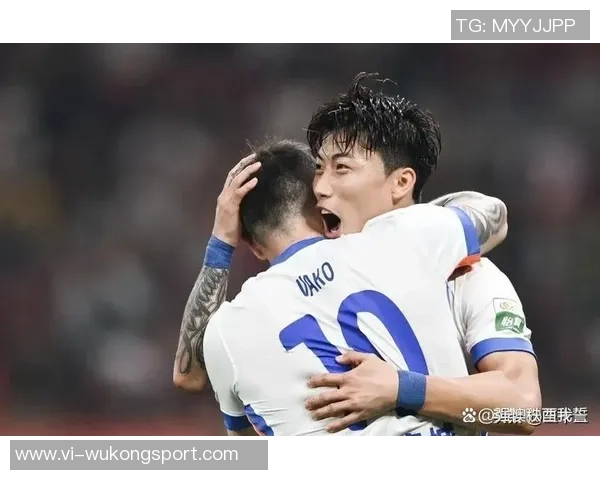 短暂休息时刻马德鲁加与克雷桑同框展现最高竞技水平 短暂休息时刻马德鲁加与克雷桑同框展现最高竞技水平