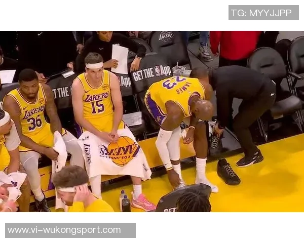 湖人客场挑战森林狼五名主力缺阵海斯和斯玛特出战存疑 湖人客场挑战森林狼五名主力缺阵海斯和斯玛特出战存疑